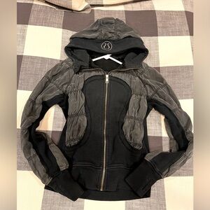 Lululemon Special Edition Ruched Tencel Full Zip Scuba Hoodie : Size 6